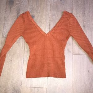Long sleeve cropped top